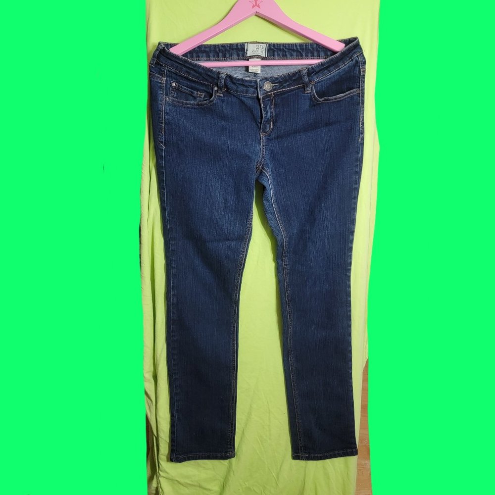 Ladies Garage Denim Jeans Size 13 / US 31